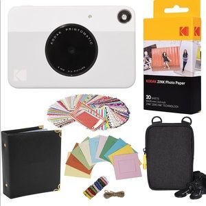 kodak printomatic instant camera (lt gray/white)